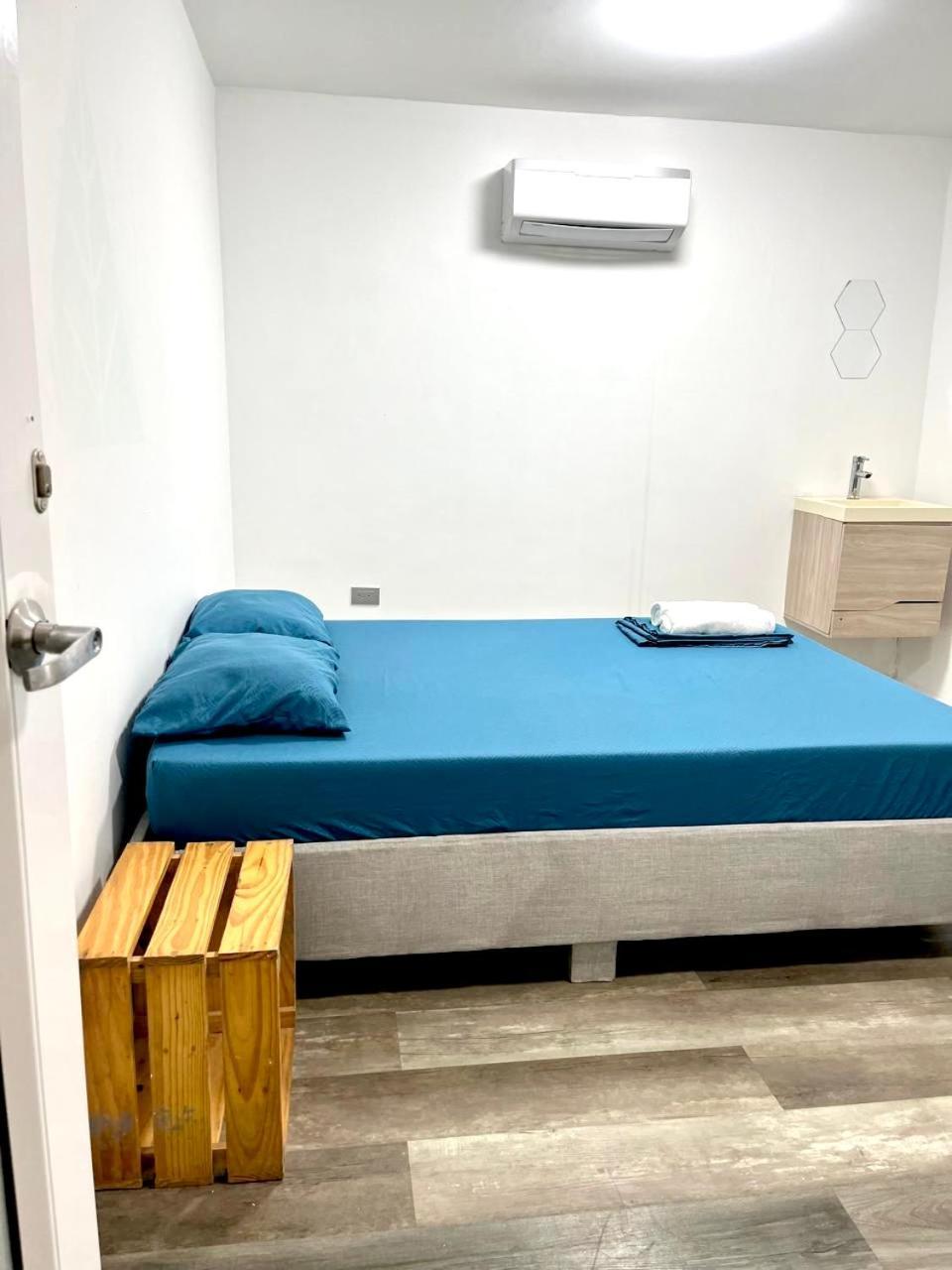 Habitación Cerca De La Playa 102 *